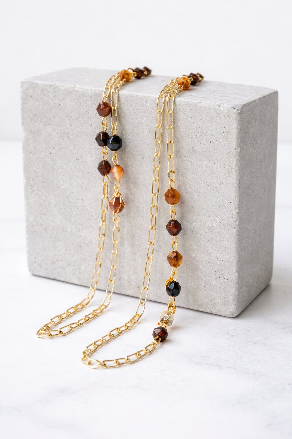 Agate Round Frame Chain