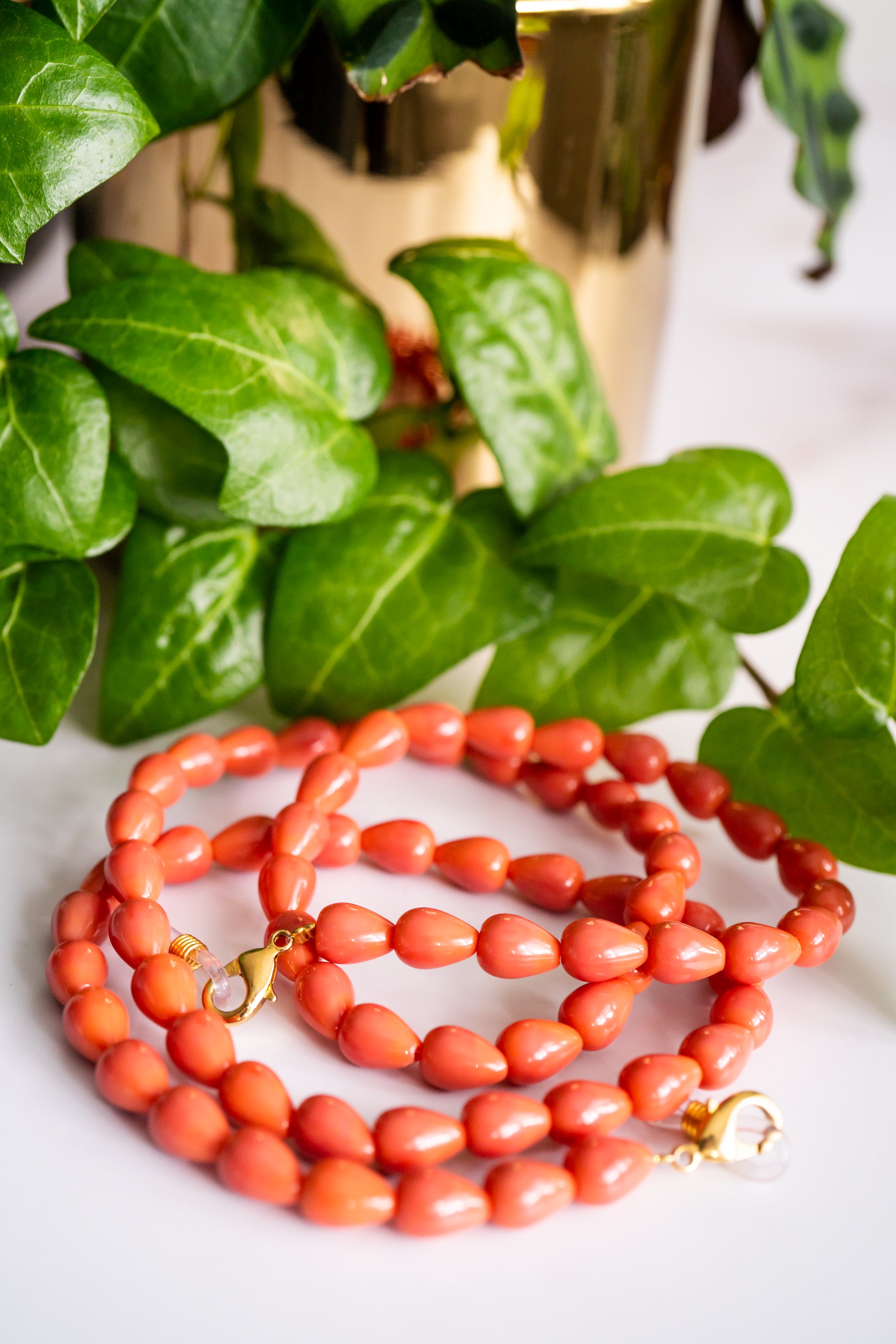Coral Frame Chains
